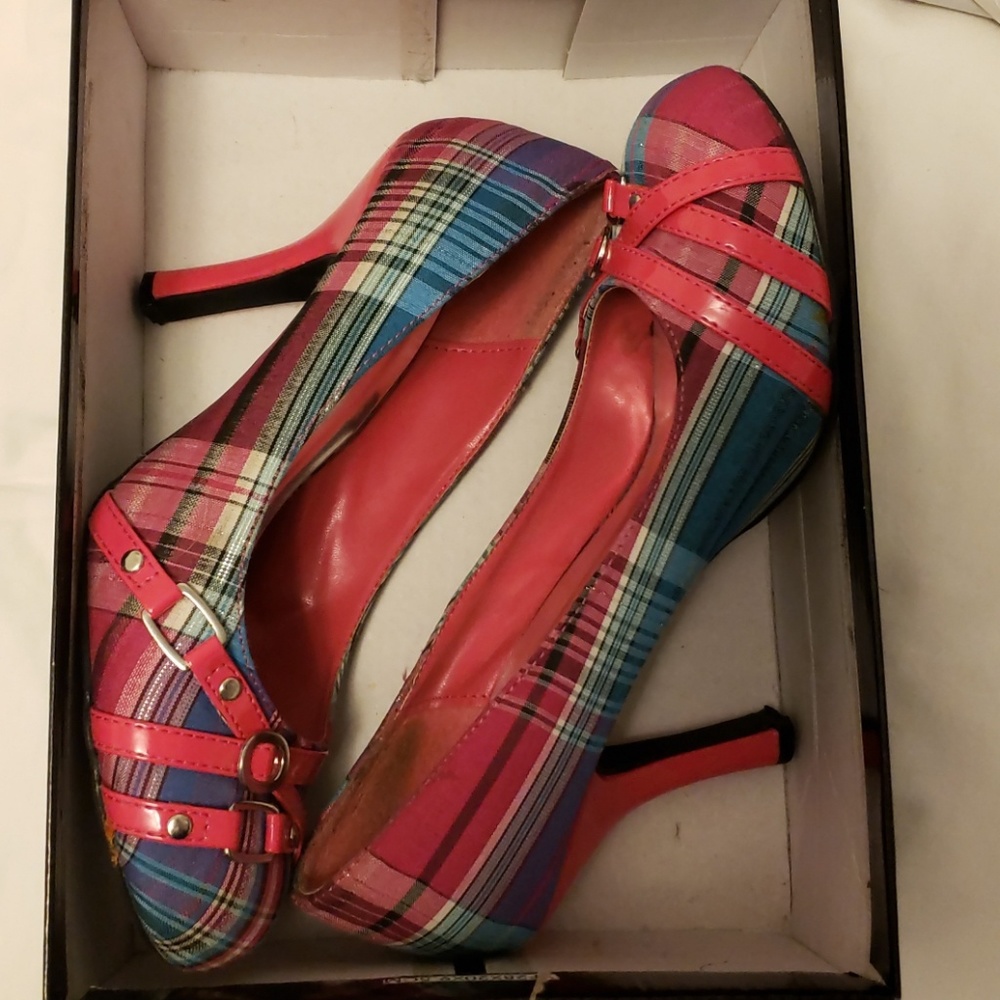 Fuchsia High Heels